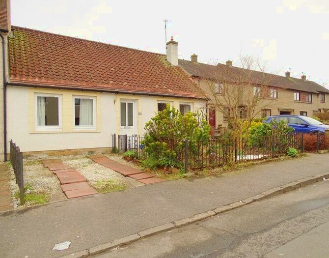 2 Bedroom Semi-Detached Bungalow For Sale In South Pilmuir Road, Clackmannan, FK10