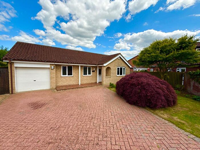3 Bedroom Detached Bungalow For Sale In Windsor Close, Sudbrooke, LN2