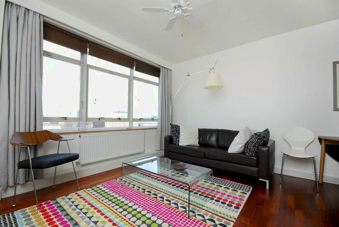 1 Bedroom Flat To Rent In Millbank Court, Westminster, London, SW1P