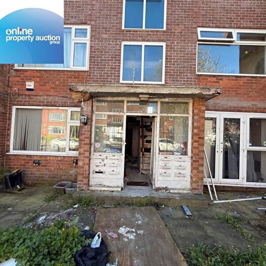 1 Bedroom Flat For Sale In Baguley Crescent, Middleton, Manchester, Lancashire, M24
