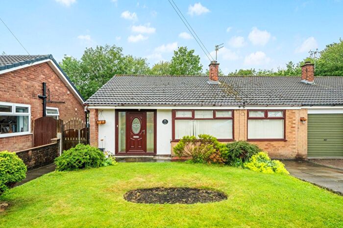 3 Bedroom Semi-detached Bungalow For Sale In Solway Close, Ashton-In-Makerfield, WN4