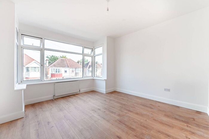 2 Bedroom Flat To Rent In Borwons Avenue, Wembley, HA0