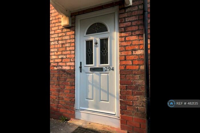 3 Bedroom Semi-Detached House To Rent In Kingsway, Manchester, M19