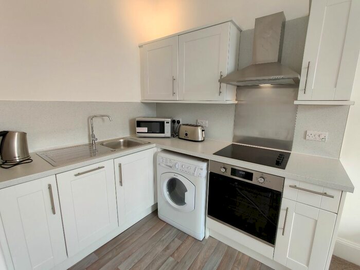 1 Bedroom Flat To Rent In Fountainbridge, Fountainbridge, Edinburgh, EH3