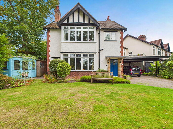 5 Bedroom Detached House For Sale In Bold Lane, Aughton, Ormskirk, L39