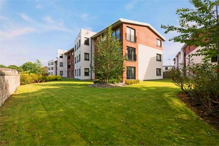 2 Bedroom Flat To Rent In Newmart Gardens, Chesser, Edinburgh, EH14