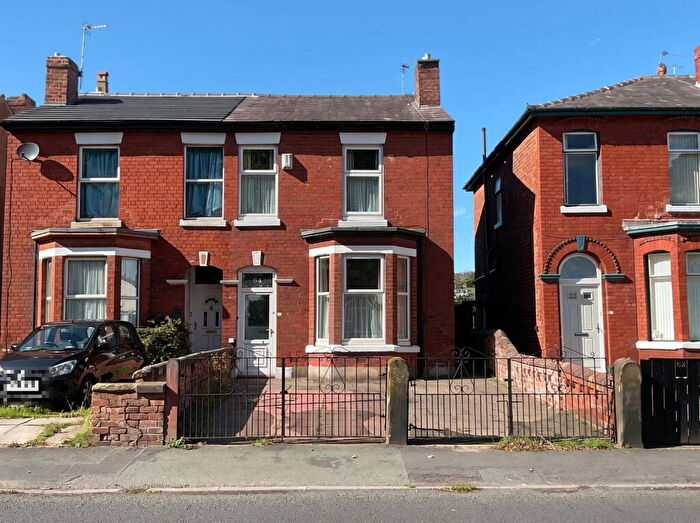 3 Bedroom Semi-Detached House For Sale In Cemetery Road, Southport, PR8