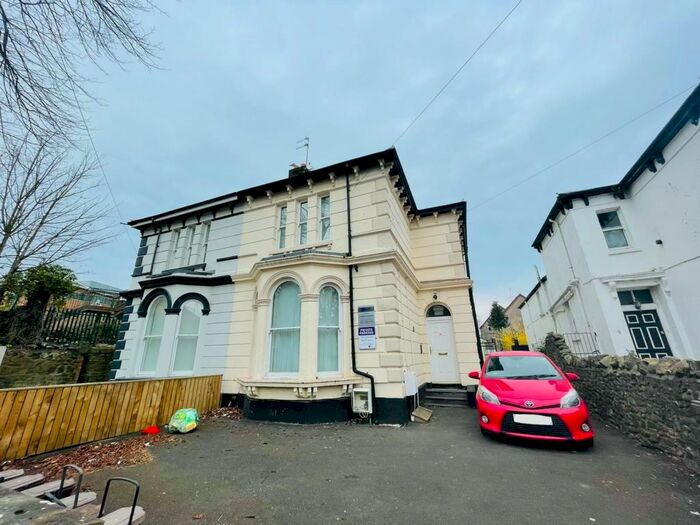 1 Bedroom Flat To Rent In The Walk, Roath, Cardiff, CF24