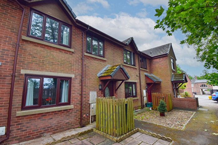2 Bedroom Mews For Sale In Hill Croft, Kirkham, Preston, PR4