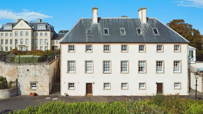 3 Bedroom House For Sale In East Wing Donibristle Gardens, Dalgety Bay, Dunfermline, Fife, KY11