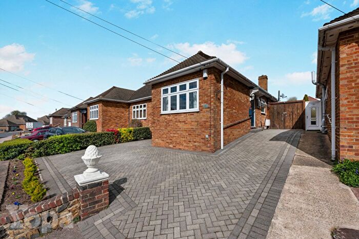 2 Bedroom Semi Detached Bungalow For Sale In Marling Way, Gravesend, DA12