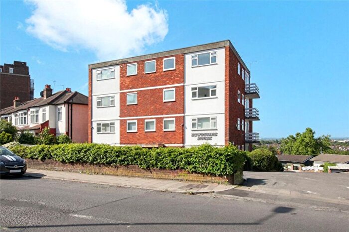 4 Bedroom Flat To Rent In Leigham Court Road, London, SW16