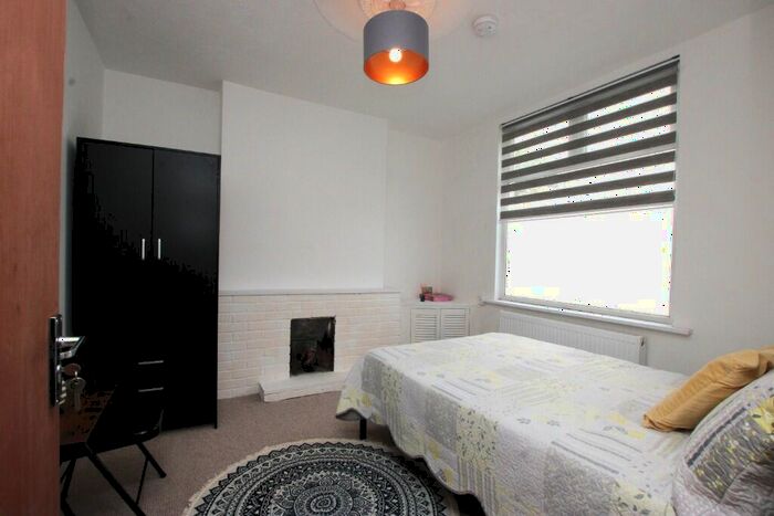 1 Bedroom House Of Multiple Occupation To Rent In Hill Street, Kettering, Northamptonshire, NN16