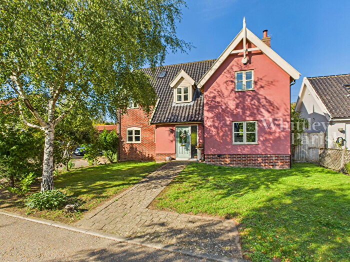 4 Bedroom Detached House For Sale In Diamond Close, Winfarthing, IP22