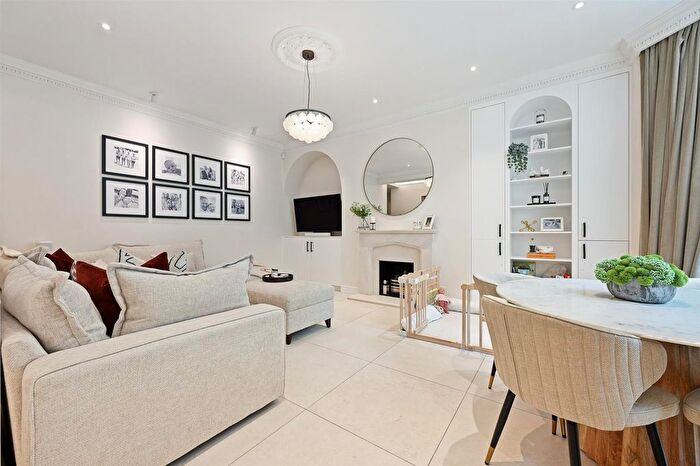 3 Bedroom Flat For Sale In Lauderdale Road, London, W9