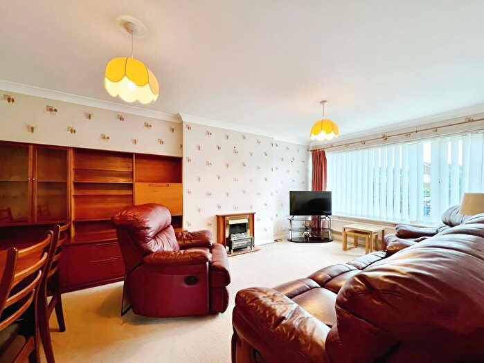 2 Bedroom Semi-Detached Bungalow For Sale In Foxglove Road, Willesborough, TN24