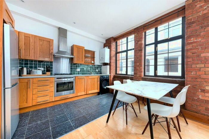 2 Bedroom Flat To Rent In - Shepherdess Walk, London, N1