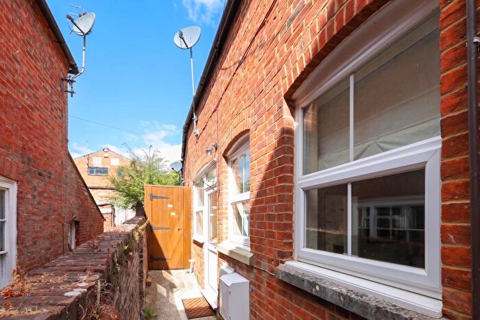 1 Bedroom Cottage For Sale In Salisbury Street, Blandford Forum, DT11