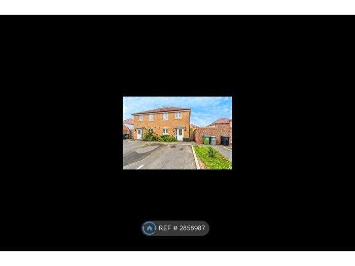 3 Bedroom Semi Detached House To Rent In Potters Way, Bognor Regis, PO21