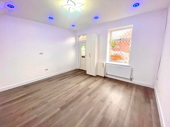 3 Bedroom Terraced House To Rent In Whiteacre Road, Ashton Under Lyne, OL6