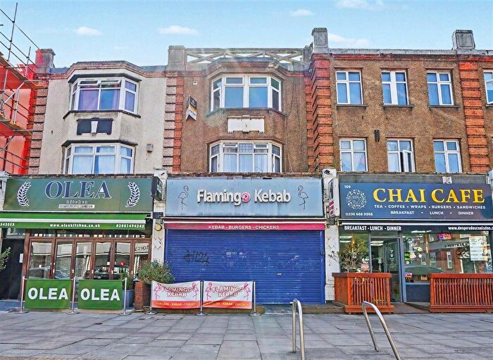 3 Bedroom Flat For Sale In Brighton Road, Coulsdon, CR5