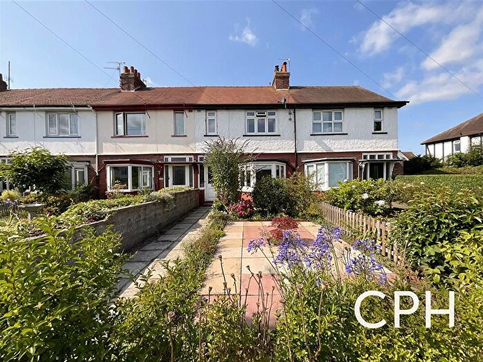 3 Bedroom Property For Sale In Scalby Road, Scarborough, YO12