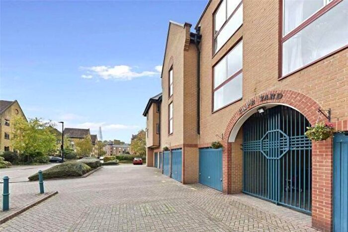 4 Bedroom Apartment To Rent In Cape Yard, London, E1W