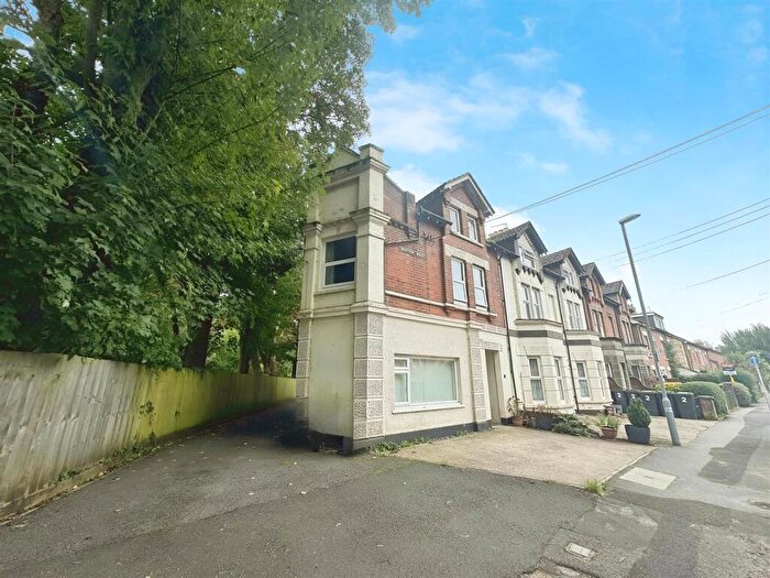 2 Bedroom Apartment To Rent In Station Road, Wimborne, BH21