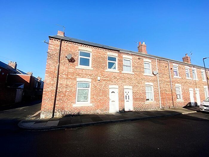 2 Bedroom Terraced House For Sale In North Road, Wallsend, NE28