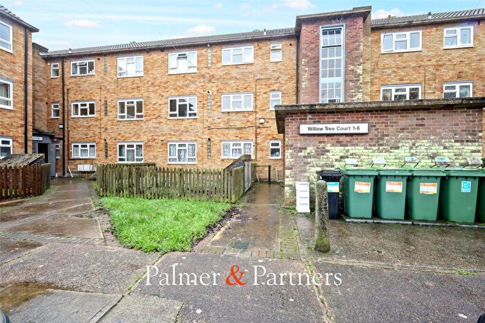 2 Bedroom Apartment For Sale In Hawthorn Avenue, Greenstead, Colchester, Essex, CO4