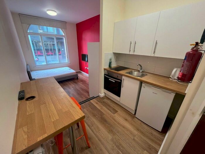 Studio To Rent In Regent Street, Sheffield, S1