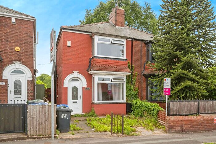 3 Bedroom Semi-Detached House For Sale In Littlemoor Lane, Balby, Doncaster, DN4