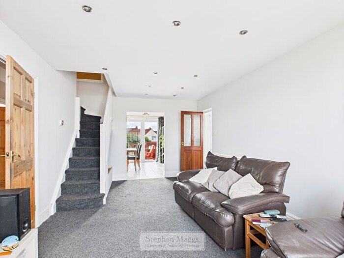 4 Bedroom Semi-detached Bungalow For Sale In Wells Road, Whitchurch, Bristol, BS14