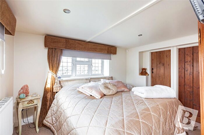3 Bedroom Detached House For Sale In Chalk Street, Rettendon Common, Chelmsford, Essex, CM3