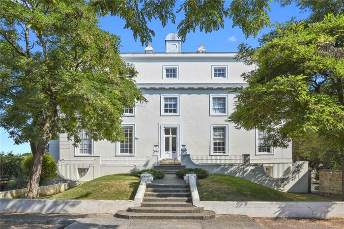 2 Bedroom Flat To Rent In Manor House, Gladding Road, London, E12