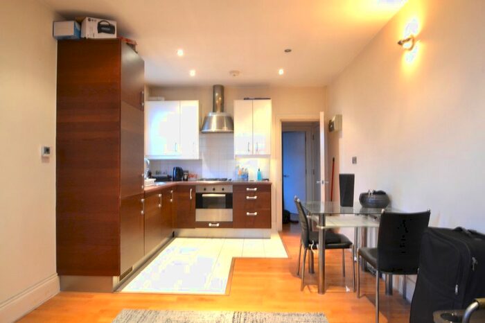 1 Bedroom Flat To Rent In Arthur Road, London, SW19
