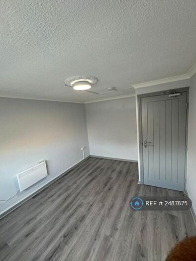 5 Bedroom Terraced House To Rent In Swanstead, Basildon, SS16