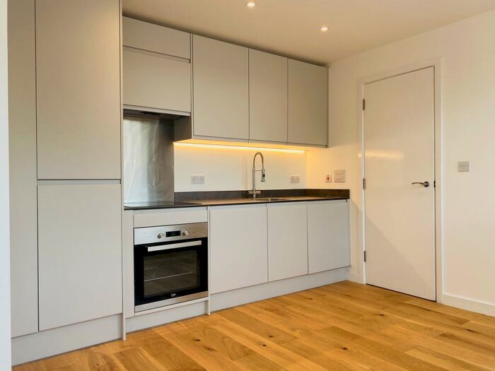 Studio To Rent In The Gore, Basildon Town Centre, SS14