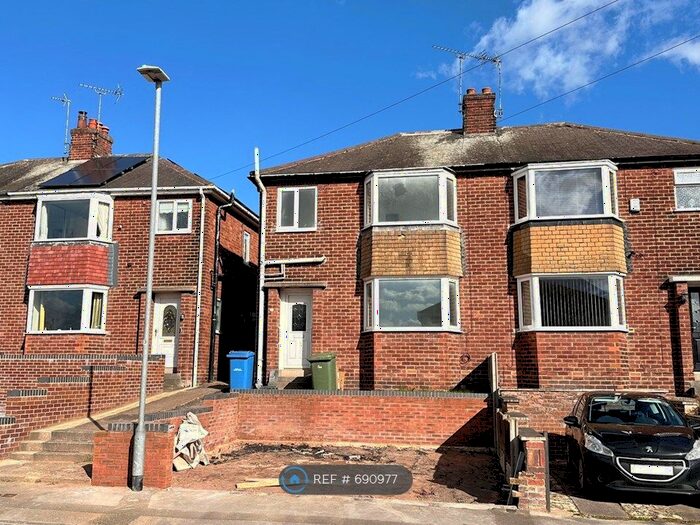 4 Bedroom Semi-Detached House To Rent In Vessey Road, Worksop, S81