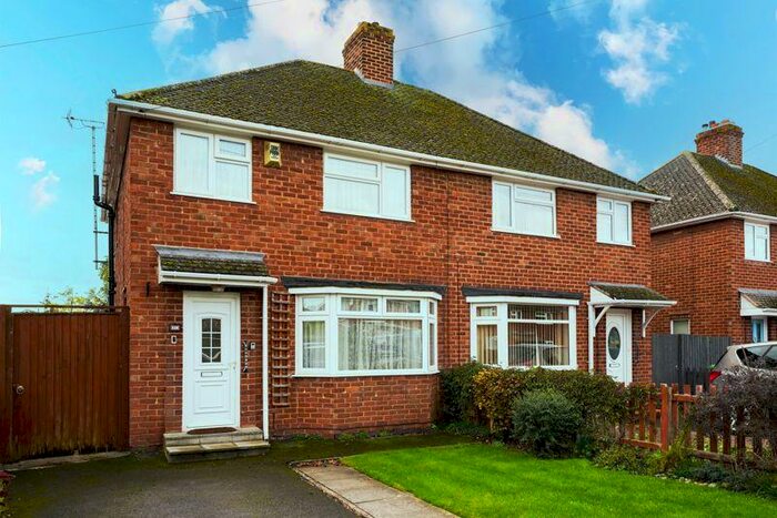 3 Bedroom Semi-Detached House For Sale In Holtham Avenue, Churchdown, GL3