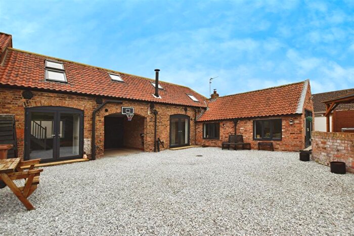 3 Bedroom Semi-detached House For Sale In Main Road, Burton Pidsea, Hull, HU12