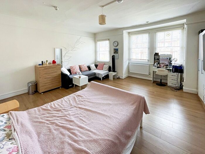 1 Bedroom Flat To Rent In Goldhurst Terrace, South Hampstead, NW6