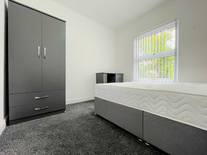 1 Bedroom House Of Multiple Occupation To Rent In Room, Sarehole Road, Birmingham, West Midlands, B28