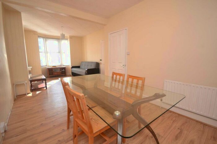 4 Bedroom Terraced House To Rent In Blenheim Road, Reading, RG1