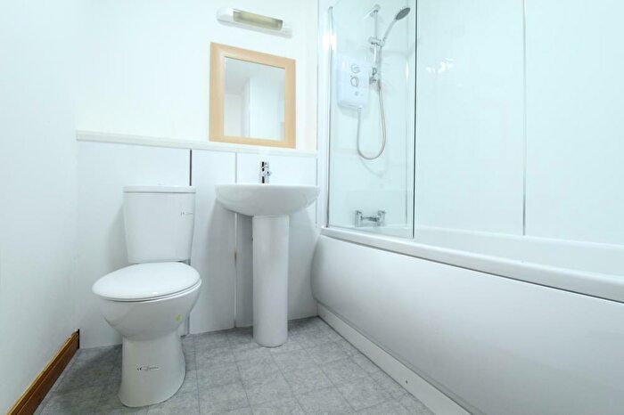 1 Bedroom Flat To Rent In Park Road Court, Aberdeen, AB24