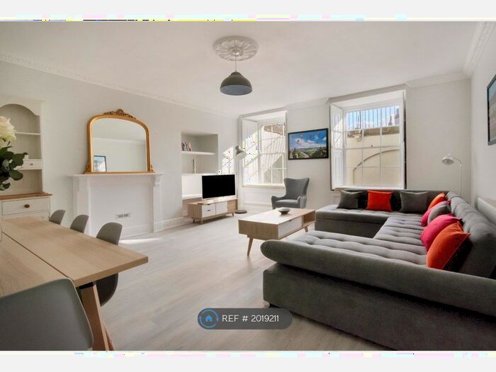 2 Bedroom Flat To Rent In Clifton, Bristol, BS8