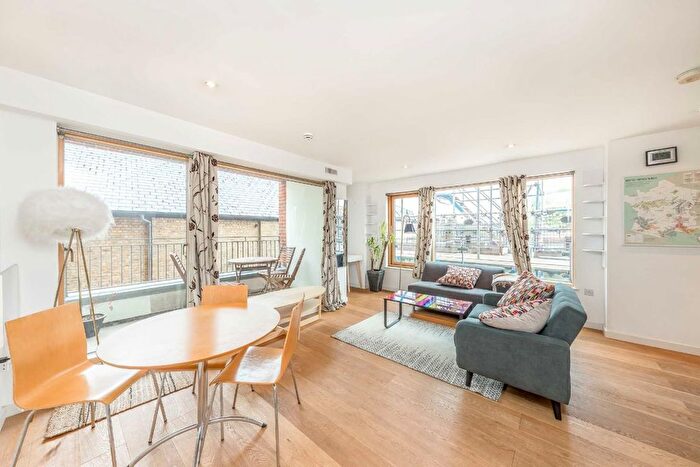 1 Bedroom Flat To Rent In Hardwicks Square, London, SW18