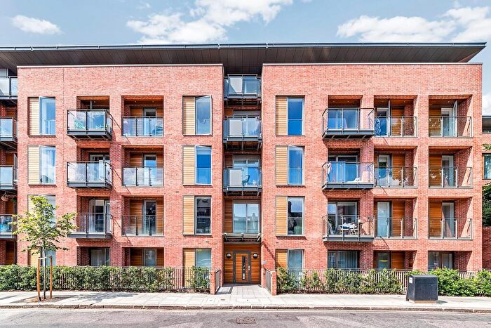 3 Bedroom Flat For Sale In Beaufort Court, Maygrove Road, London, NW6