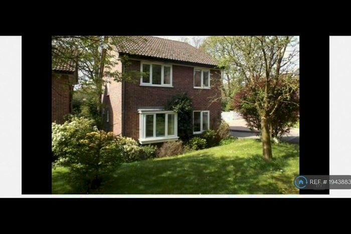 4 Bedroom Detached House To Rent In Avonborne Way, Chandler's Ford, Eastleigh, SO53
