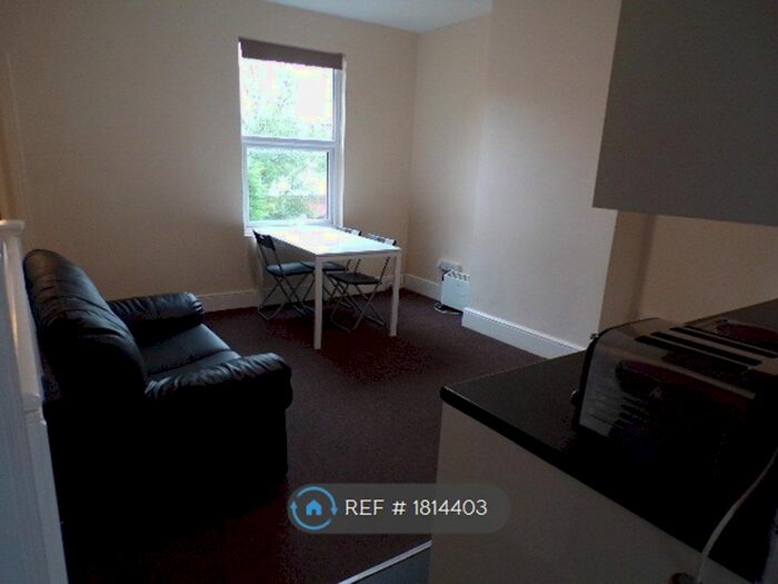 1 Bedroom Flat To Rent In Hearsall Lane, Coventry, CV5
